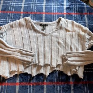 Forever 21 gray crop top sweater